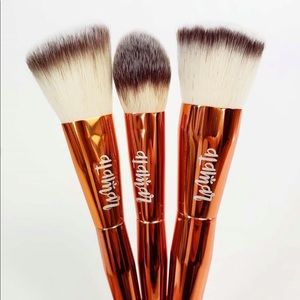 Brand new alamar brushes trio